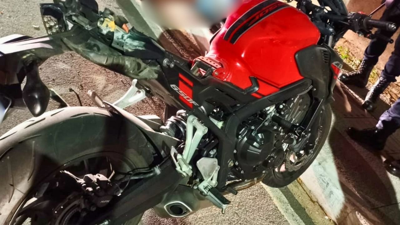 acidente Itajaí São Vicente,motociclista morto Itajaí,Codetran ocorrência trânsito,acidente fatal Santa Catarina,segurança viária Itajaí SC,colisão motocicleta Itajaí,trânsito São Vicente Itajaí,acidente com vítima fatal SC,SAAT atendimento acidente,ocorrência trânsito noite Itajaí,investigação acidente Itajaí,trânsito urbano SC,colisão muro residência Itajaí,fatalidade trânsito Brasil,mobilidade urbana segurança
