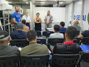 SENAI Porto Belo,cursos gratuitos Porto Belo,capacitação profissional Santa Catarina,unidade móvel SENAI refrigeração,cursos ar-condicionado Porto Belo,qualificação mão de obra SC,educação profissional SENAI,indústria Santa Catarina capacitação,desenvolvimento econômico Porto Belo,cursos técnicos gratuitos SC,formação profissional Porto Belo,sistema 5S SENAI,cursos manutenção ar-condicionado SC,ensino técnico gratuito Brasil,mercado de trabalho Santa Catarina