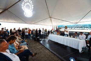 subestação Celesc Camboriú,infraestrutura energética Camboriú,investimento energia Santa Catarina,Celesc subestação SC,desenvolvimento urbano Camboriú,energia elétrica Camboriú SC,expansão energética Brasil,setor energético Santa Catarina,crescimento econômico Camboriú,planejamento urbano energia,segurança energética município,Celesc investimento energia,subestação bairro Santa Regina,energia elétrica sul do Brasil,obras infraestrutura SC,mercado energético regional