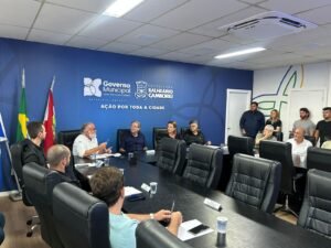 obra br 101 balneário camboriú,acessos br 101 sc,mobilidade urbana balneário camboriú,trânsito bairro dos estados bc,avenida das flores congestionamento,planaterra obra sc,arteris br 101 obras,infraestrutura viária santa catarina,melhoria trânsito bc,sistema binário bairro dos estados,acesso rodovia federal bc,desenvolvimento urbano balneário camboriú,obras públicas sc,tráfego br 101 melhorias,investimento mobilidade urbana