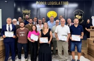 Medalha Wilson Plautz Camboriú,homenagem Camboriú SC,Câmara de Vereadores Camboriú evento,Prefeitura de Camboriú premiação,Leonel Pavan Camboriú,instituições Camboriú SC,desenvolvimento social Camboriú,reconhecimento municipal SC,eventos Camboriú Santa Catarina,cultura e história Camboriú,Fundação Cultural Camboriú,sociedade Camboriú SC,premiação municipal Camboriú,lideranças comunitárias SC,homenagem cidadãos Camboriú