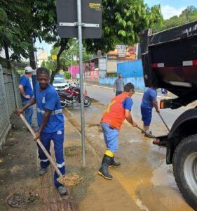 Secretaria de Obras Balneário Camboriú,manutenção urbana BC,infraestrutura Balneário Camboriú SC,drenagem urbana SC,tapa buraco Balneário Camboriú,limpeza urbana cidade BC,obras públicas semana BC,serviços urbanos Santa Catarina,acessibilidade urbana Balneário Camboriú,capina e limpeza BC,sistema viário BC melhorias,carpintaria urbana BC,Defesa Civil apoio obras,manutenção vias Balneário Camboriú,gestão urbana SC
