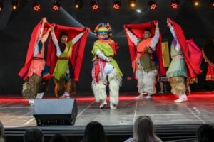 Encontro Internacional de Etnias,Itapema evento cultural,turismo cultural Santa Catarina,intercâmbio cultural Brasil,folclore internacional Itapema,evento em Itapema abril,delegações internacionais Brasil,cultura em Santa Catarina,apresentações culturais Itapema,UBS Itapema evento,escolas Itapema cultura,Praça da Paz evento,Balneário Camboriú evento cultural,Luiz Alves apresentações culturais,Barra Velha evento regional