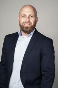 Instituto Juarez Machado Joinville evento,Wagner Kuroiwa exposição Joinville,lançamento livro Um Bom Líder SC,evento cultural Joinville sábado,artes visuais Santa Catarina exposição,literatura e arte Joinville programação,liderança livro Roberto Gutz,gestão kaizen Brasil livro,exposição Menor que meu sonho Joinville,cultura Joinville eventos gratuitos,turismo cultural Santa Catarina Joinville,evento arte e literatura SC,desenvolvimento liderança gestão Brasil,atividades culturais Joinville abril,exposição artística Santa Catarina 2026