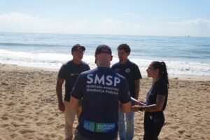 Balneário Piçarras orla,ordenamento da orla SC,Projeto Orla Balneário Piçarras,planejamento urbano litoral SC,núcleos esportivos praia,esporte na areia Santa Catarina,turismo sustentável Piçarras,uso da faixa de areia SC,infraestrutura praia SC,gestão da orla Brasil,quadras de areia Piçarras,desenvolvimento urbano SC,praia da Barra Piçarras,molhe Getúlio Vargas Piçarras,lazer e esporte litoral,políticas públicas orla SC