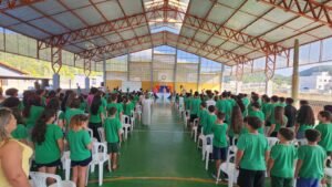 Camboriú combate à dengue,ações educativas dengue SC,Prefeitura de Camboriú saúde pública,prevenção dengue escolas municipais,Aedes aegypti combate SC,campanha dengue Camboriú educação,cartilha dengue estudantes SC,saúde pública Santa Catarina dengue,conscientização dengue crianças,Secretaria de Saúde Camboriú ações,Secretaria de Educação Camboriú projeto,prevenção mosquito dengue Brasil,combate dengue escolas SC,educação preventiva saúde pública,campanha contra dengue município