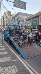 BC Trânsito fiscalização Balneário Camboriú,ciclomotores irregulares SC,fiscalização feriado trânsito BC,veículos autopropelidos regras,segurança no trânsito SC,autuações trânsito Balneário Camboriú,remoção veículos irregulares,CETRAN parecer 411 2025,Código de Trânsito Brasileiro artigo 255,mobilidade urbana BC,fiscalização Avenida Atlântica trânsito,irregularidades ciclomotores Brasil,operação trânsito Santa Catarina,multas trânsito ciclomotores,controle trânsito BC,segurança pedestres SC