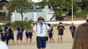 Balneário Piçarras ações comunitárias,Praia Central Piçarras evento,inclusão social Piçarras SC,conscientização autismo TEA Piçarras,Abril Azul Santa Catarina,escoteiros Vale do Itajaí evento,meio ambiente Piçarras ações,Instituto Meio Ambiente Piçarras IMP,arrecadação alimentos Piçarras,cidadania comunidade SC,eventos praia Piçarras,saúde pública inclusão SC,ações sociais litoral SC,educação ambiental Piçarras,comunidade Balneário Piçarras eventos