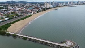 Amanhecer Balneário Piçarras,evento espiritual SC,fé na praia Santa Catarina,encontro religioso aberto SC,espiritualidade litoral catarinense,evento gratuito Balneário Piçarras,nascer do sol evento SC,bem-estar espiritual SC,encontro de oração praia,eventos SC maio 2026,comunidade Balneário Piçarras evento,turismo espiritual SC,atividades ao ar livre SC,evento amanhecer praia,fé e reflexão Santa Catarina