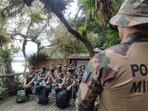 Programa Protetor Ambiental BC,educação ambiental Balneário Camboriú,Polícia Militar Ambiental SC,curso ambiental jovens SC,sustentabilidade Balneário Camboriú,PROA Santa Catarina,projeto ambiental estudantes SC,meio ambiente educação básica,formação cidadã jovens SC,curso gratuito adolescentes SC,cultura oceânica Balneário Camboriú,preservação ambiental SC,atividades educativas meio ambiente,programa ambiental escolas SC,desenvolvimento sustentável BC