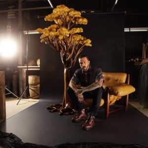 Balneário Shopping exposição,Cainã Gartner,exposição Ayrton Senna,arte em Balneário Camboriú,TAG Heuer Balneário Camboriú,Dvie Joalheria,exposição gratuita Santa Catarina,arte e relojoaria,mostra artística Ayrton Senna,exposição Cainã Gartner SC,cultura em Balneário Camboriú,evento Balneário Shopping,joalheria de luxo SC,Dia dos Namorados Balneário Shopping,campanha promocional shopping,arte contemporânea em Santa Catarina,obras inspiradas em Ayrton Senna,shopping em Balneário Camboriú