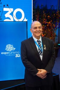 Expo Turismo Paraná 2026,feira de turismo Curitiba,ABAV-PR,negócios turismo Sul do Brasil,R$ 180 milhões turismo,agentes de viagens Paraná,trade turístico,hub de negócios turismo,capacitação agentes de viagens,turismo sênior,inteligência artificial turismo,turismo religioso,Curitiba eventos turismo,Paraná destinos turísticos,Expo Turismo 2027