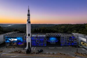Space Adventure,Space Adventure Balneário Camboriú,Space Adventure Canela,Dia das Mães Space Adventure,ingresso gratuito para mães,Balneário Camboriú,Santa Catarina,Canela Rio Grande do Sul,parque da NASA,turismo em Balneário Camboriú,turismo em Canela,exposição espacial no Brasil,NASA no Brasil,passeio em família,atrações em Santa Catarina,atrações na Serra Gaúcha,planetário Balneário Camboriú,turismo científico,promoção Dia das Mães,parque espacial no Brasil