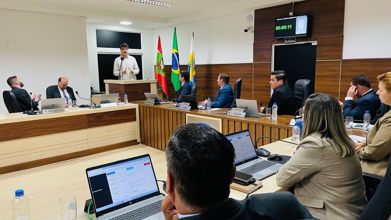 Navegantes,Câmara de Navegantes,Câmara de Vereadores de Navegantes,sessão ordinária Navegantes,CMEIs de Navegantes,educação em Navegantes,Legislativo municipal,política em Navegantes,assistência social,infraestrutura urbana,CCJ Navegantes,Programa de Retorno Assistido,Volta Grande Navegantes,moções legislativas,Tribuna Livre Navegantes,NAVETRAN,Instituto Ambiental de Navegantes,fibromialgia,saúde pública em Navegantes,projetos de lei Navegantes,vereadores de Navegantes,Santa Catarina