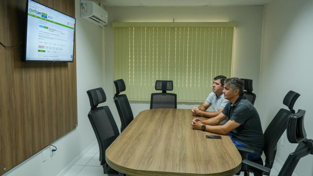 Câmara de Balneário Camboriú,Comissão de Finanças e Orçamento,Balneário Camboriú,Santa Catarina,projetos do Executivo,Projeto de Lei 50 2026,Projeto de Lei 80 2026,Projeto de Lei 81 2026,Embraed Setai,Morro do Careca,Complexo Turístico Morro do Careca,crédito adicional Balneário Camboriú,saúde pública Balneário Camboriú,CIS-AMFRI,orçamento municipal,infraestrutura turística,legislativo municipal,votação em plenário,gestão pública,investimentos em Balneário Camboriú
