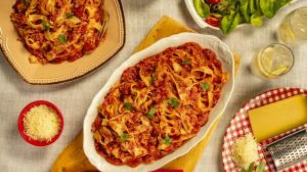 receitas dia das mães,almoço de dia das mães,receitas fáceis dia das mães,cardápio dia das mães,sobremesa dia das mães,prato principal dia das mães,receitas caseiras,almoço em família,receitas sadia,receitas perdigão,receitas qualy,fettuccine com ragu,sobrecoxa ao molho de laranja,torta de maçã caseira,ideias para dia das mães,menu especial dia das mães,receitas brasileiras,almoço especial brasil