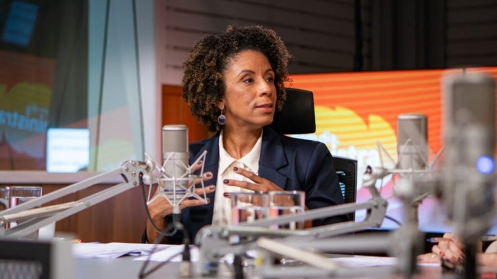 Rachel Barros,ministra da Igualdade Racial,escala 6x1,fim da escala 6x1,escala de trabalho 5x2,Governo do Brasil,igualdade racial,população negra no mercado de trabalho,direitos trabalhistas Brasil,jornada de trabalho Brasil,redução da jornada de trabalho,racismo estrutural,trabalho precário no Brasil,Ministério da Igualdade Racial,Casa da Igualdade Racial,inclusão social Brasil,saúde mental do trabalhador,políticas públicas Brasil,trabalho e igualdade racial,debate sobre escala 6x1