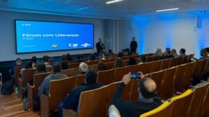 fórum de lideranças itajaí,ecossistema de inovação itajaí,desenvolvimento econômico itajaí,elume centro regional de inovação,inovação em itajaí,estratégias de inovação,empreendedorismo itajaí,tecnologia itajaí,sebrae itajaí,governança regional,crescimento sustentável itajaí,competitividade municipal,ações estratégicas inovação,secretaria de desenvolvimento econômico itajaí,networking inovação