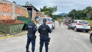 Itapema,operação integrada em Itapema,fiscalização em recicláveis,fiscalização em ferros-velhos,segurança pública em Itapema,Guarda Municipal de Itapema,Vigilância Sanitária Itapema,Polícia Militar de Santa Catarina,receptação de materiais furtados,cabos furtados,fiscalização de posturas,operação contra irregularidades,Prefeitura de Itapema,combate à receptação,fiscalização urbana em Santa Catarina,recicláveis em Itapema,ferros-velhos em Santa Catarina,operação de fiscalização SC