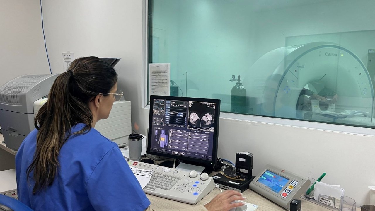Hospital Regional Ruth Cardoso,Balneário Camboriú,Centro de Imagem Ruth Cardoso,exames médicos em Balneário Camboriú,saúde pública em Santa Catarina,Governo de Santa Catarina,Secretaria de Estado da Saúde,Sisreg Santa Catarina,tomografia computadorizada,ultrassonografia em Balneário Camboriú,ambulatório integrado,atendimento especializado SC,hospital regional em Santa Catarina,ampliação de exames médicos,consultas e exames no mesmo local,modernização hospitalar,saúde regional SC,atendimento hospitalar em Balneário Camboriú