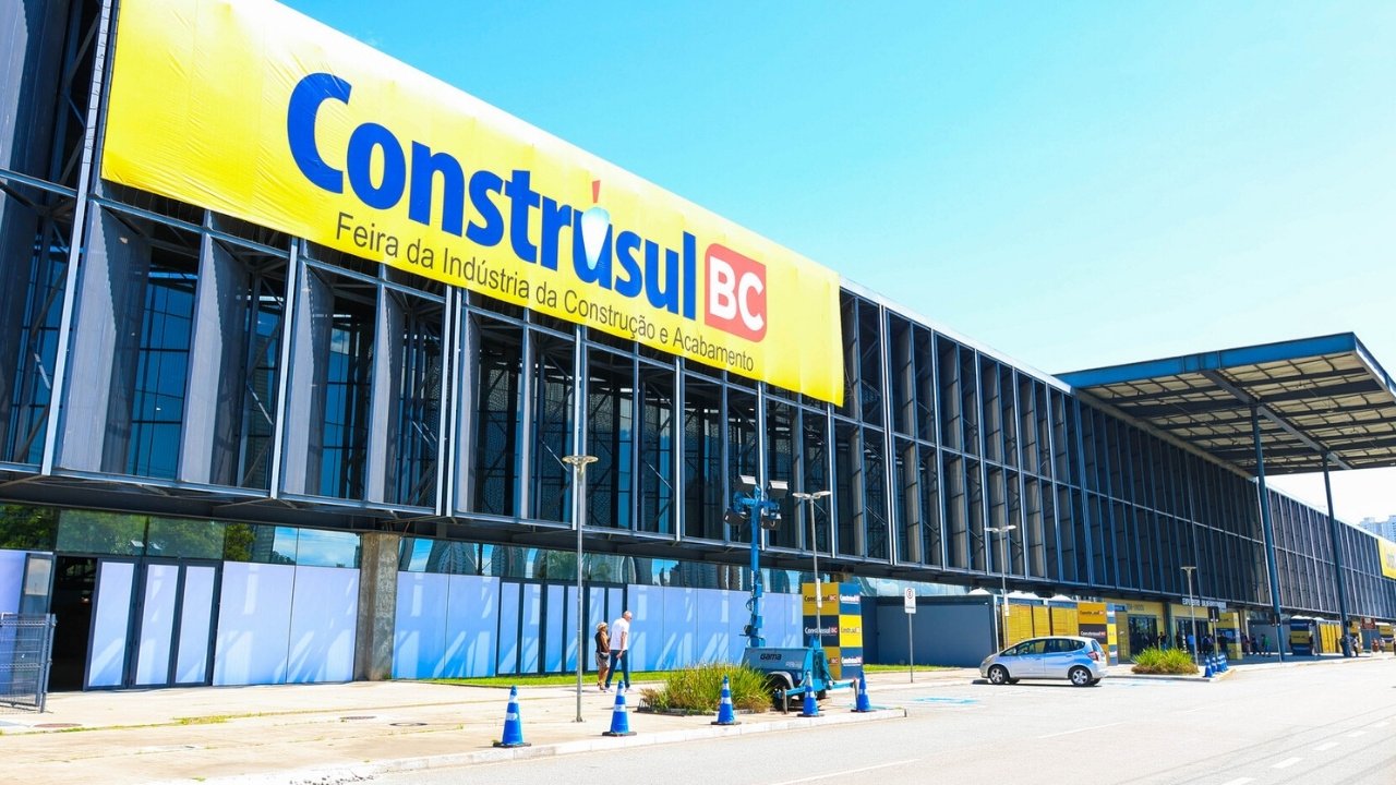 Construsul BC 2026,feira da construção civil,Balneário Camboriú,construção civil em Santa Catarina,feira de negócios SC,Expocentro Balneário Camboriú,networking construção civil,inovação na construção civil,sustentabilidade na construção,mercado imobiliário SC,industrialização da construção,Circuito Construsul,tecnologia para construção civil,gestão de obras,feira de acabamento,eventos de construção no Sul do Brasil,construção civil em Balneário Camboriú,negócios da construção civil