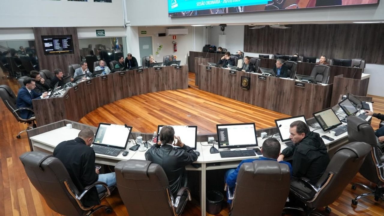 Câmara de Balneário Camboriú,BC Mais Inclusiva,programa BC Mais Inclusiva,Libras Balneário Camboriú,atendimento inclusivo,inclusão social em Balneário Camboriú,projeto aprovado Câmara BC,acessibilidade para surdos,Língua Brasileira de Sinais,sessão da Câmara de BC,política municipal Santa Catarina,concurso Estudante Cidadão,Escola do Legislativo de Balneário Camboriú,Conselho Municipal da Pessoa Idosa,acessibilidade em serviços públicos,prefeitura de Balneário Camboriú