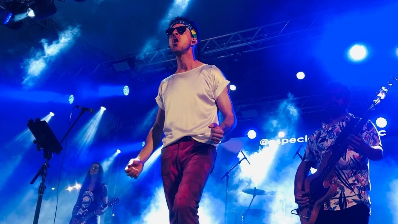 Gastro Rock Festival,Gastro Rock Festival Balneário Camboriú,festival de rock em Balneário Camboriú,evento gratuito em Balneário Camboriú,shows em Balneário Camboriú,gastronomia em Balneário Camboriú,turismo em Santa Catarina,festival gastronômico em SC,Luana Camarah em Balneário Camboriú,tributo Legião Urbana,rock nacional em Santa Catarina,programação cultural em Balneário Camboriú,eventos em junho em Santa Catarina,festival cultural em Balneário Camboriú,atrações gratuitas em Balneário Camboriú,Vila Gastronômica,arte urbana em Santa Catarina