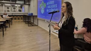Joinville,Projeto TriboGirls,mulheres na ciência,meninas na tecnologia,ciência e tecnologia em Santa Catarina,CNPq,UniSENAI Joinville,Instituto SENAI de Inovação,educação tecnológica,engenharia para meninas,inovação em Joinville,competências STEAM,inclusão educacional,pesquisa aplicada,tecnologia para estudantes,bolsas CNPq,ensino de tecnologia,mulheres na engenharia,educação científica,ecossistema de inovação