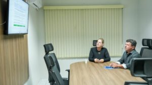 Câmara de Balneário Camboriú,projetos de lei Balneário Camboriú,comissões legislativas BC,política municipal Balneário Camboriú,segurança pública Balneário Camboriú,Programa Jovem Cidadão BC,Luta por Elas Balneário Camboriú,violência contra a mulher BC,servidores públicos Balneário Camboriú,auxílio assiduidade BC,educação Balneário Camboriú,CECSAS,CSPDC,CAALSP,Câmara de Vereadores Santa Catarina,projetos legislativos BC,tramitação legislativa Balneário Camboriú,políticas públicas municipais,direitos das mulheres BC,gestão pública Balneário Camboriú