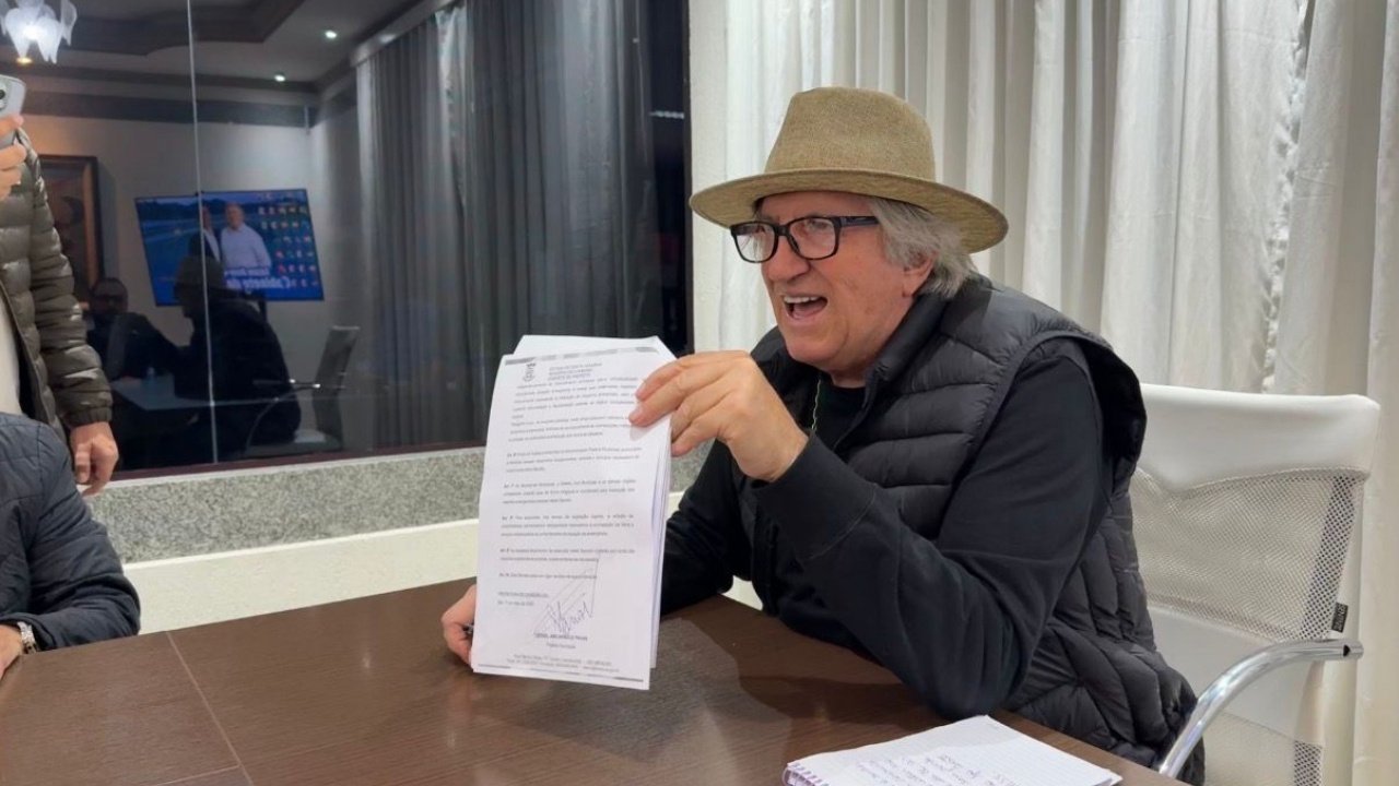 Camboriú,situação de emergência,El Niño,Camboriú Santa Catarina,decreto de emergência,Defesa Civil,eventos climáticos extremos,prevenção de desastres,fortes chuvas,enchentes em Camboriú,alagamentos,prefeitura de Camboriú,Leonel Pavan,emergência climática,drenagem urbana,limpeza de rios,Santa Catarina clima,gestão de riscos