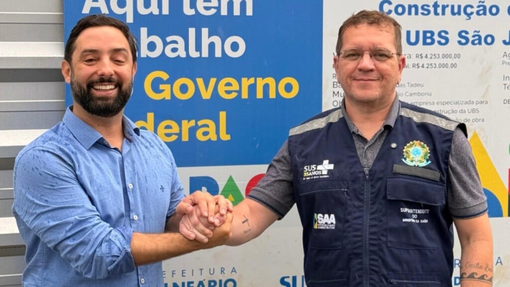 Eduardo Zanatta,policlínica Balneário Camboriú,Balneário Camboriú,investimento em saúde,saúde pública,Novo PAC,governo federal,Lula,SUS,policlínica em Balneário Camboriú,obras da policlínica,saúde em Santa Catarina,investimento federal em Balneário Camboriú,Expocentro Balneário Camboriú,ambulâncias SUS,micro-ônibus para municípios,Agora Tem Especialistas,infraestrutura de saúde,saúde especializada,investimentos em Santa Catarina,obras públicas Balneário Camboriú