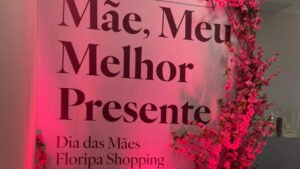 Floripa Shopping,Dia das Mães Floripa Shopping,campanha Floripa Shopping,Floripa Shopping Florianópolis,promoção Dia das Mães,compre e ganhe shopping,O Boticário Floripa Shopping,varejo em Florianópolis,shopping em Santa Catarina,campanha de shopping center,Floripa Plus,programa de fidelidade shopping,comércio Dia das Mães,promoções em Florianópolis,marketing no varejo,shopping SC,brindes Dia das Mães,compras em Florianópolis