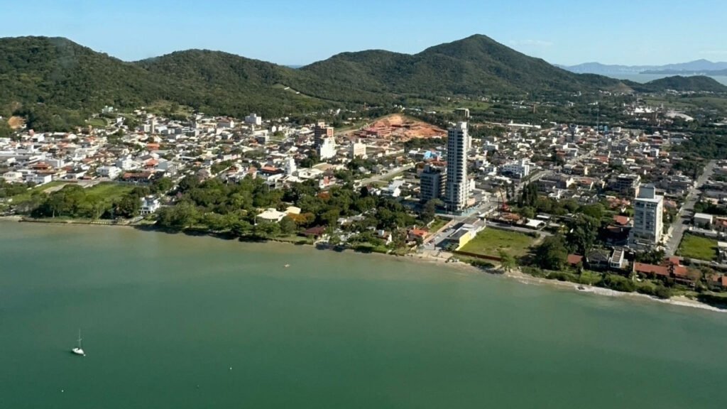 Plano Municipal de Turismo,Penha,turismo em Penha,seminário de turismo,Penha Santa Catarina,Prefeitura de Penha,Secretaria de Turismo de Penha,Comtur,Sebrae,DEL Penha,desenvolvimento turístico,planejamento turístico,turismo sustentável,economia de Penha,atrativos turísticos de Penha,turismo no litoral catarinense,gestão do turismo,plano estratégico de turismo,consulta pública turismo,desenvolvimento regional em Santa Catarina,setor turístico de Penha,políticas públicas de turismo,turismo estruturado,seminário em Penha