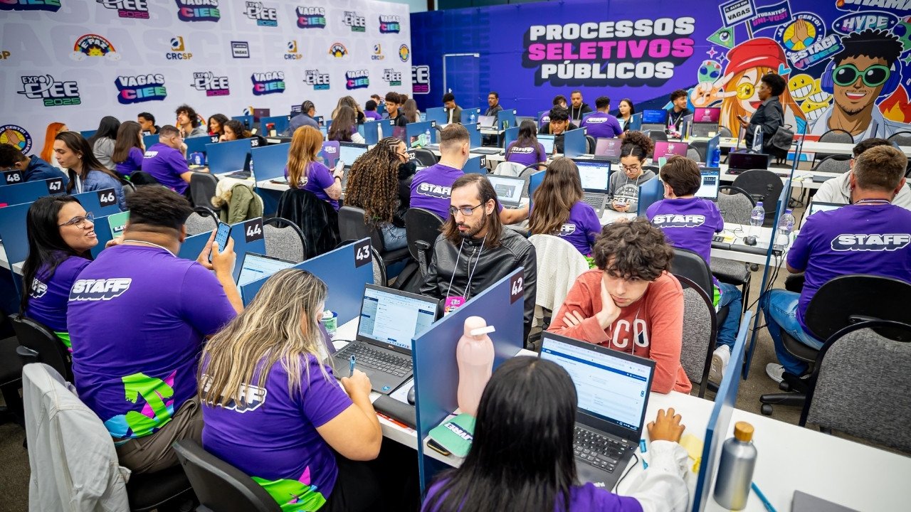 CIEE Maratona de Estágio,vagas de estágio Brasil,estágio online CIEE,jovem aprendiz vagas,oportunidades de estágio 2026,Centro de Integração Empresa-Escola,vagas de aprendizagem Brasil,primeiro emprego jovens,mercado de trabalho jovens,estágio remoto Brasil,processo seletivo estágio,vagas CIEE hoje,oportunidades para estudantes,estágio empresas privadas,educação e trabalho jovens
