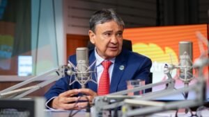 Bolsa Família 2026,Wellington Dias Bolsa Família,programa de transferência de renda,combate à pobreza no Brasil,Plano Brasil Sem Fome,assistência social no Brasil,Bolsa Família famílias saíram da pobreza,aplicativo Bolsa Família,Regra de Proteção Bolsa Família,desenvolvimento social Brasil,combate à fome,benefícios sociais governo federal,Ministério do Desenvolvimento Social,Disque Social 121,emprego e Bolsa Família,ascensão social no Brasil,programas sociais brasileiros