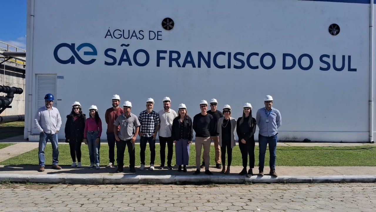 Palavras-chave: saneamento básico em Camboriú,ETE Ubatuba,Estação de Tratamento de Esgoto,Instituto Federal Catarinense visita técnica,IFC Camboriú saneamento,Águas de Camboriú,Aegea SC,São Francisco do Sul saneamento,tecnologia de esgoto avançada,tratamento de esgoto sanitário,infraestrutura de saneamento SC,controle de odor ETE,eficiência operacional ETE,visita técnica saneamento básico,projetos de saneamento em Santa Catarina,expansão saneamento Camboriú,engenharia ambiental esgoto,sistema de lodos ativados,reator sequencial em bateladas,ETE digital Brasil