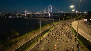 Meia Maratona Internacional de Florianópolis,Meia Maratona Florianópolis 2026,corrida de rua Florianópolis,meia maratona Santa Catarina,corrida internacional Florianópolis,esportes em Florianópolis,turismo esportivo Florianópolis,prova 21K Florianópolis,recorde meia maratona Florianópolis,corrida de rua Santa Catarina,atletismo Brasil,World Athletics Florianópolis,CBAt Florianópolis,Sportsland Florianópolis,evento esportivo Florianópolis,corrida 21K Brasil,prova internacional de corrida,agenda esportiva Santa Catarina,atletas internacionais Florianópolis,economia do esporte Florianópolis