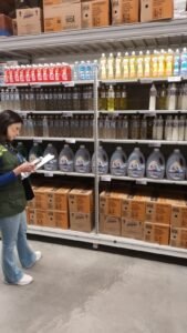 Vigilância Sanitária de Balneário Camboriú,Balneário Camboriú,Balneário Camboriú Santa Catarina,Anvisa,produtos Ypê,fiscalização sanitária,Ypê Anvisa,recolhimento de produtos Ypê,Resolução RE 1834 2026,contaminação microbiológica,saúde pública,fiscalização em Balneário Camboriú,comércio de Balneário Camboriú,defesa do consumidor,Vigilância Sanitária Santa Catarina,produtos suspensos Ypê,lotes Ypê final 1,detergente Ypê Anvisa,produtos de limpeza Ypê,operação sanitária Balneário Camboriú