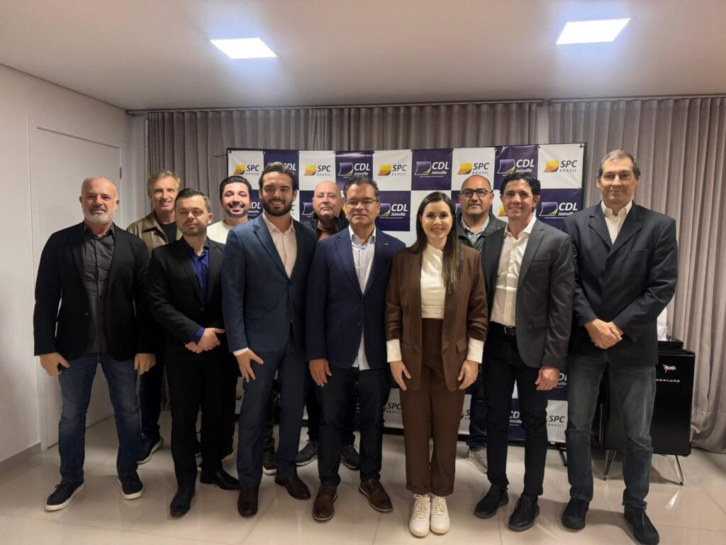 Conselho das Entidades de Joinville articula agenda com Caroline de Toni para destravar gargalos na infraestrutura