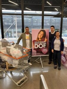 Campanha do Agasalho,Angeloni,Balneário Camboriú,Itajaí,Porto Belo,Santa Catarina,campanha solidária,doações de inverno,arrecadação de agasalhos,assistência social,inverno em Santa Catarina,roupas para doação,cobertores para doação,ação social Angeloni,solidariedade no inverno,campanha beneficente,ajuda humanitária,doações em Balneário Camboriú,doações em Itajaí,doações em Porto Belo