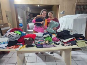 Campanha do Agasalho,Angeloni,Balneário Camboriú,Itajaí,Porto Belo,Santa Catarina,campanha solidária,doações de inverno,arrecadação de agasalhos,assistência social,inverno em Santa Catarina,roupas para doação,cobertores para doação,ação social Angeloni,solidariedade no inverno,campanha beneficente,ajuda humanitária,doações em Balneário Camboriú,doações em Itajaí,doações em Porto Belo