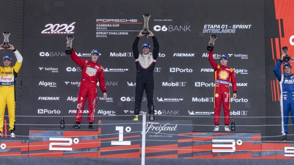Jeff Giassi,Porsche Cup Brasil,Le Mans,Le Mans França,piloto de Balneário Camboriú,automobilismo catarinense,Porsche Carrera Cup Brasil Sprint 2026,corrida em Le Mans,Jeff Giassi Le Mans,etapa da Porsche Cup Brasil,automobilismo internacional,piloto catarinense,Porsche Esports Brasil,corrida na França,Balneário Camboriú esportes,automobilismo em Santa Catarina,24 Horas de Le Mans,campeonato Porsche Cup