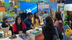 Costa Verde e Mar,Costa Verde e Mar Experiências,FITCataratas 2026,Feira Internacional de Turismo,turismo em Santa Catarina,turismo regional,Foz do Iguaçu,Citmar,Sebrae SC,Balneário Camboriú,Itajaí,Bombinhas,Penha,Navegantes,roteiro turístico Costa Verde e Mar,turismo de experiência,turismo gastronômico,turismo de natureza,promoção turística,economia do turismo