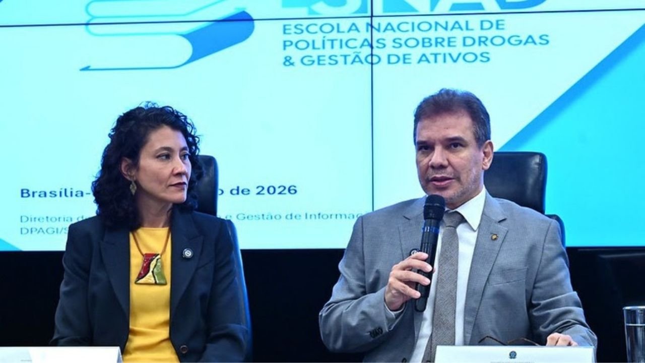 Esnad,Escola Nacional de Políticas sobre Drogas e Gestão de Ativos,Ministério da Justiça e Segurança Pública,MJSP,Senad,combate ao crime organizado,segurança pública,qualificação profissional,políticas sobre drogas,investimento em segurança,Wellington Lima,Marta Machado,Enap,UFSC,UFJF,Unicamp,formação em segurança pública,prevenção ao crime,pesquisa aplicada,governo federal
