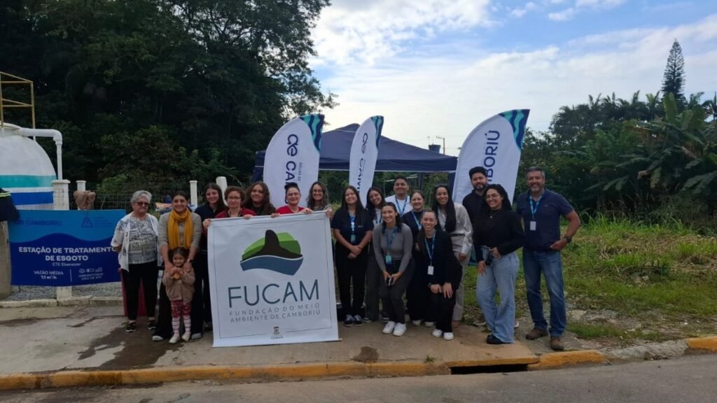 Águas de Camboriú,Dia Mundial do Meio Ambiente,Camboriú,Fucam,Fundação do Meio Ambiente de Camboriú,plantio de mudas,mudas nativas,preservação ambiental,sustentabilidade,Área de Preservação Permanente,APP,reflorestamento,Rio Pequeno,recursos hídricos,recuperação ambiental,mananciais de água,educação ambiental,meio ambiente em Camboriú,proteção da natureza,Semana do Meio Ambiente