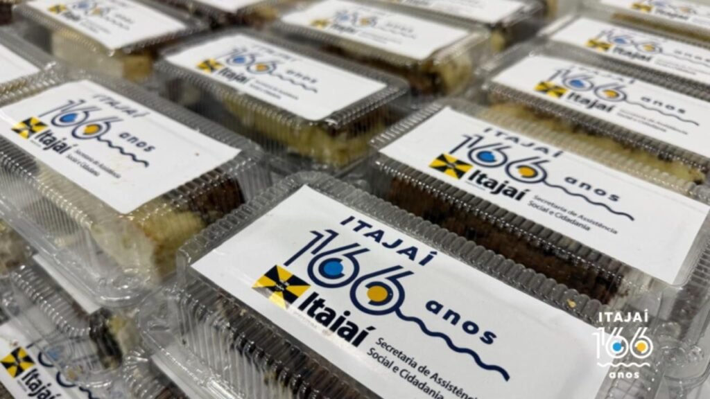 166 anos de Itajaí,aniversário de Itajaí 2026,bolo de aniversário de Itajaí,distribuição de bolo em Itajaí,Cordeiros Itajaí,programação aniversário de Itajaí,Secretaria de Assistência Social e Cidadania,Corte Oficial do Bolo,Centreventos Governador Luiz Henrique da Silveira,eventos em Itajaí,comemoração municipal,bairros de Itajaí,tradição de aniversário de Itajaí,festa de aniversário da cidade,agenda de eventos em Itajaí,celebração comunitária,população de Itajaí,litoral norte de Santa Catarina