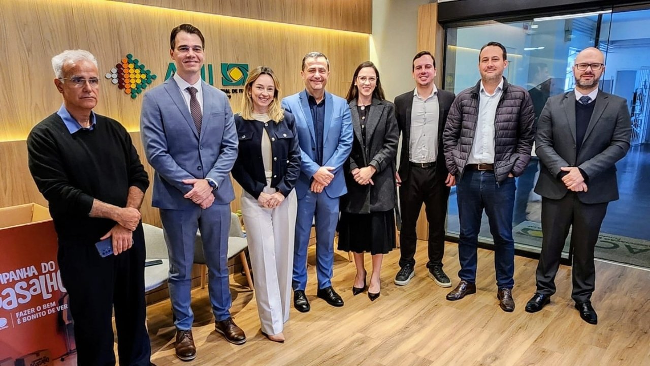 Meeting NJUR 2026,ACII Itajaí,Núcleo Jurídico ACII,evento jurídico em Itajaí,reforma tributária,comércio exterior em Santa Catarina,direito imobiliário empresarial,direito trabalhista empresarial,direito tributário,desenvolvimento econômico regional,networking empresarial,conexões estratégicas,ambiente de negócios,empresários de Itajaí,Vale do Itajaí,segurança jurídica,inovação empresarial,gestão empresarial