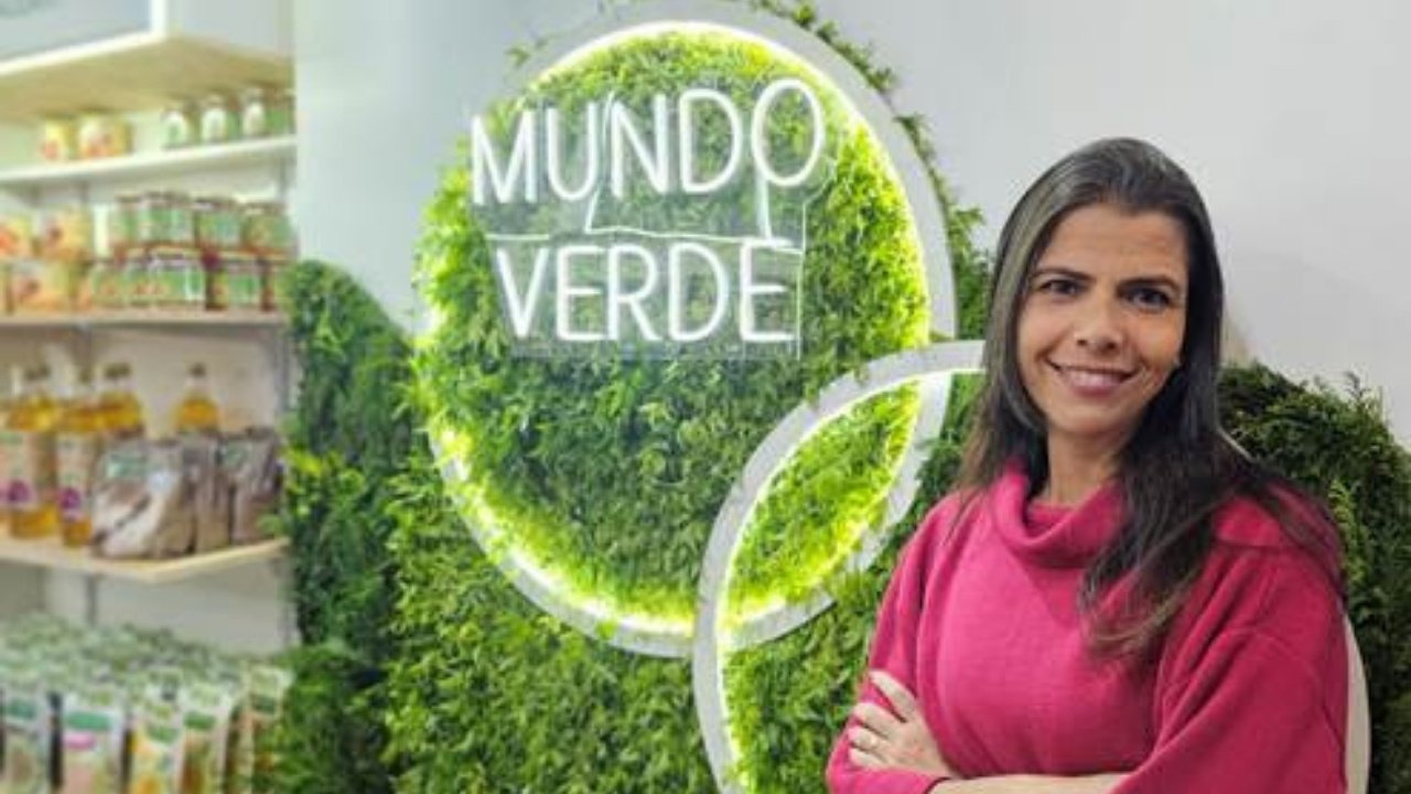CEO Mundo Verde,Ana Paula Seixas,presidência ABCAVE,Associação Brasileira do Canal Verde,mercado saudável Brasil,varejo saudável,produtos naturais,suplementação alimentar,alimentação saudável,bem-estar,liderança feminina no varejo,setor de saúde e bem-estar,inovação empresarial,gestão de negócios,desenvolvimento profissional,mercado brasileiro,empreendedorismo feminino