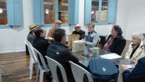 Academia Itajaiense de Letras,AIL Itajaí,literatura em Itajaí,cultura Itajaí,escritores de Itajaí,Fundação Cultural de Itajaí,movimento literário,produção literária Santa Catarina,nova diretoria AIL,Festival Literário de Itajaí,Casa da Cultura Dide Brandão,Adilson Amaral,incentivo à literatura,entidades culturais,recomposição acadêmica