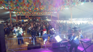 Arraiá 60+ Piçarraiá 2026,Piçarraiá 2026,festa junina em Santa Catarina,evento de julho,baile da melhor idade,programação Piçarraiá,Banda Balanço Baileiro,Centreventos Santo Antônio,atrações musicais,shows nacionais,Danilo e Davi,Fernando e Sorocaba,Yasmin Santos,comidas típicas,festa gratuita,cultura popular,eventos familiares,lazer em Santa Catarina,programação cultural